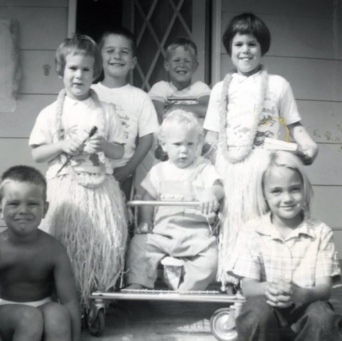Siblings (luau)
